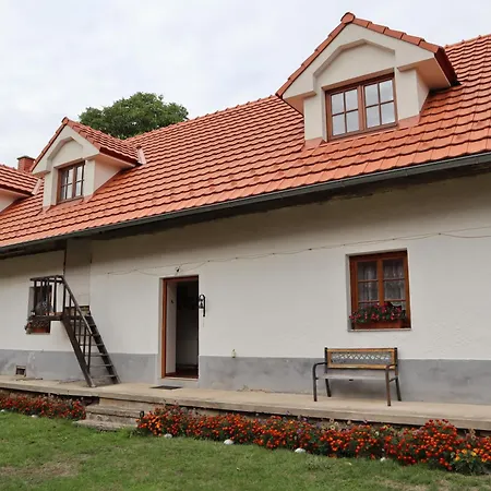 U Kahounu * Popovice (Benesov)